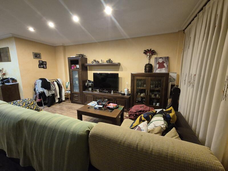 4 bedroom Apartment for sale 4 bedroom Apartment for sale