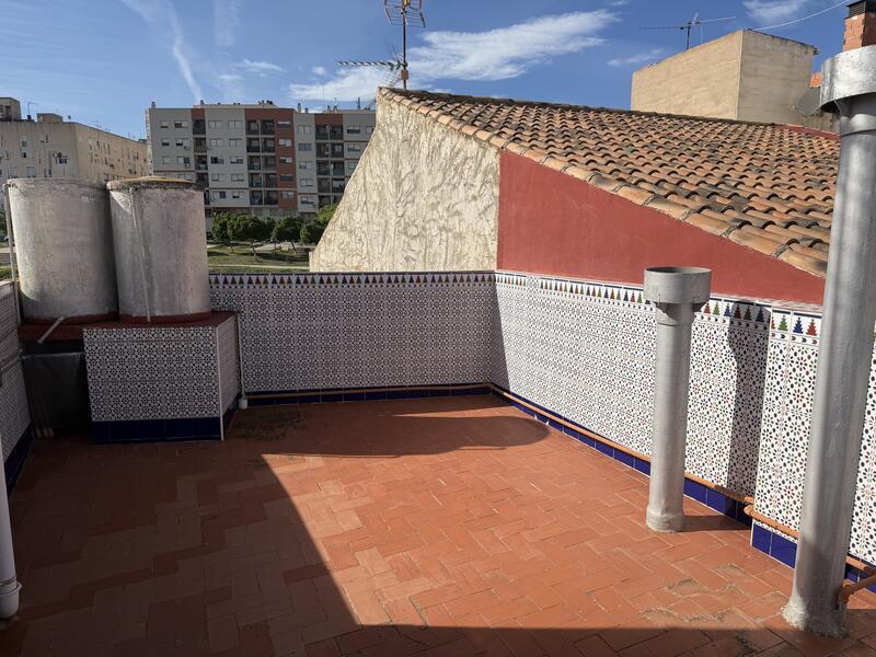 3 bedroom Apartment for sale