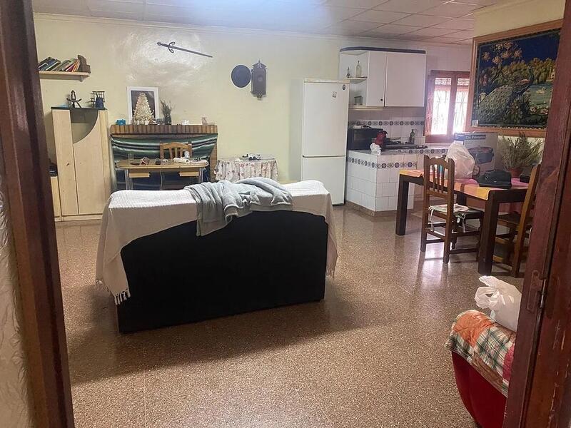 3 bedroom Country House for sale