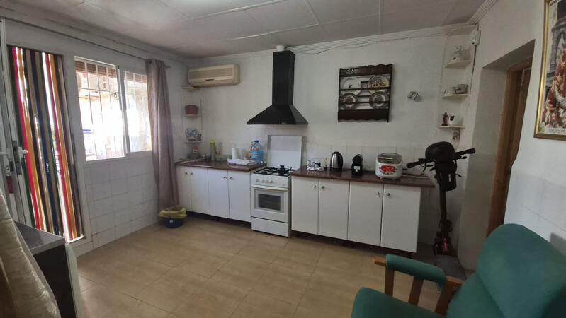 3 bedroom Townhouse for sale