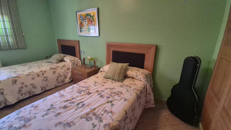 7 bedroom Villa for sale