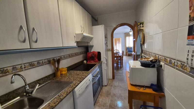 4 bedroom Townhouse for sale