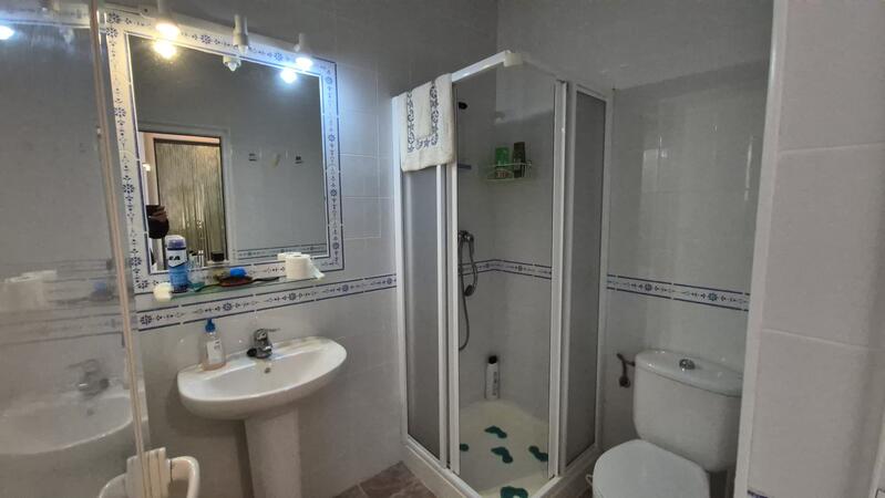 4 bedroom Townhouse for sale