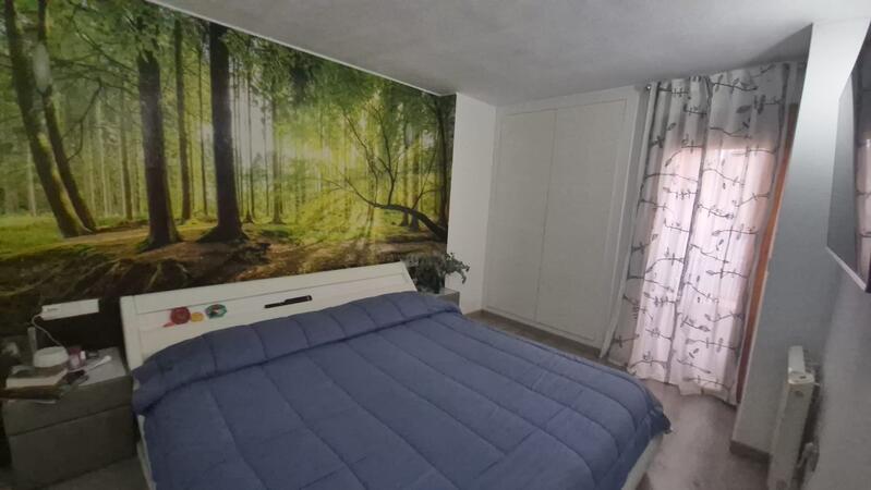 3 спальная комната квартира продается