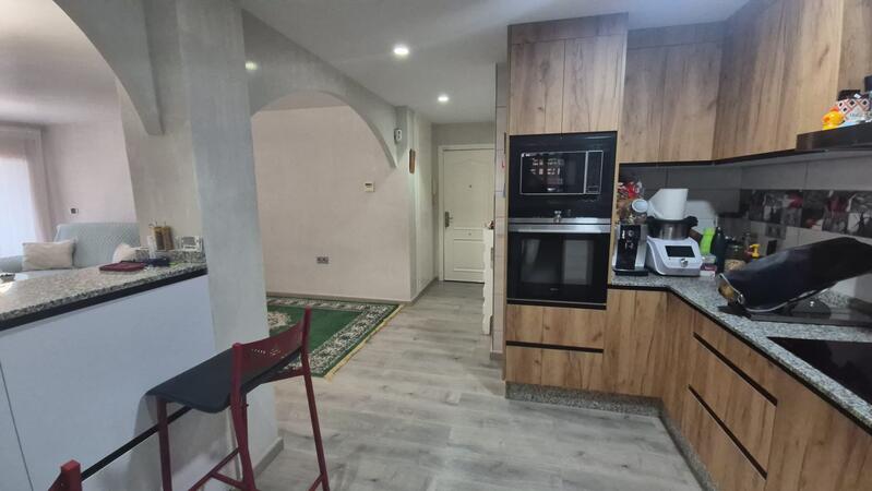 3 спальная комната квартира продается