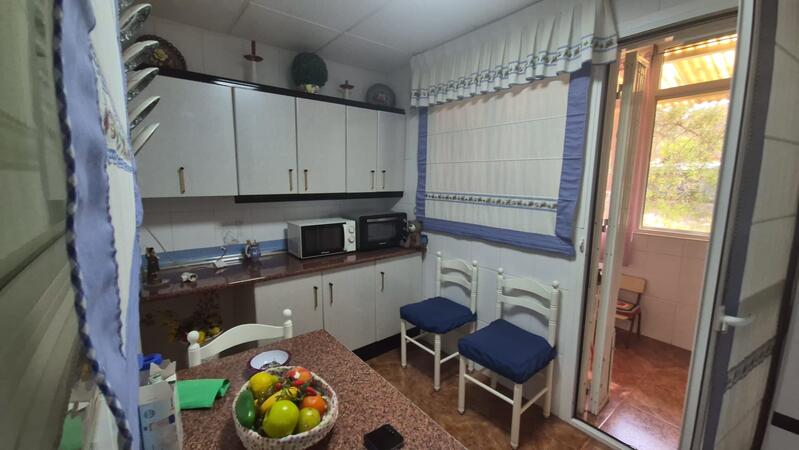 3 bedroom Apartment for sale