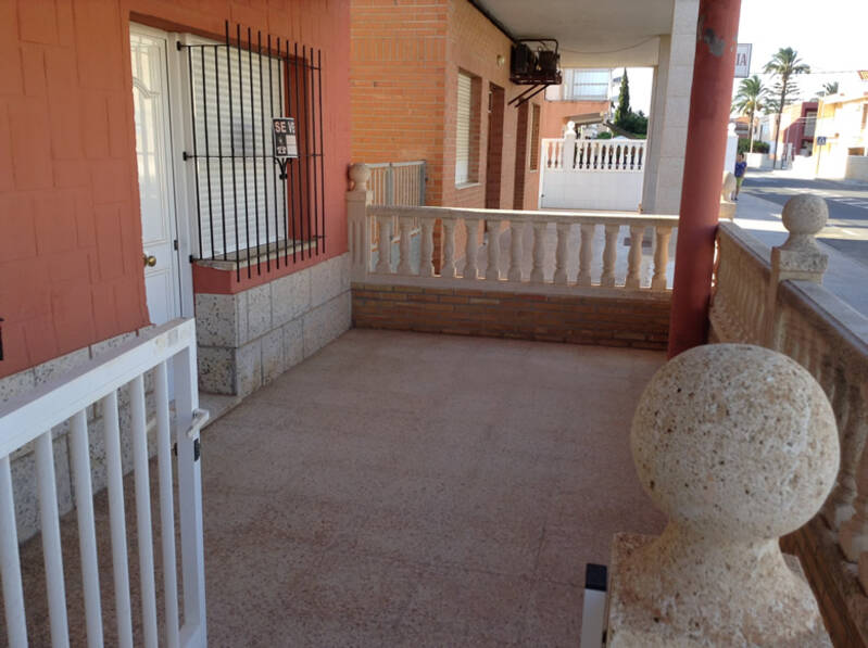 Villa en venta en Los Urrutias, Murcia