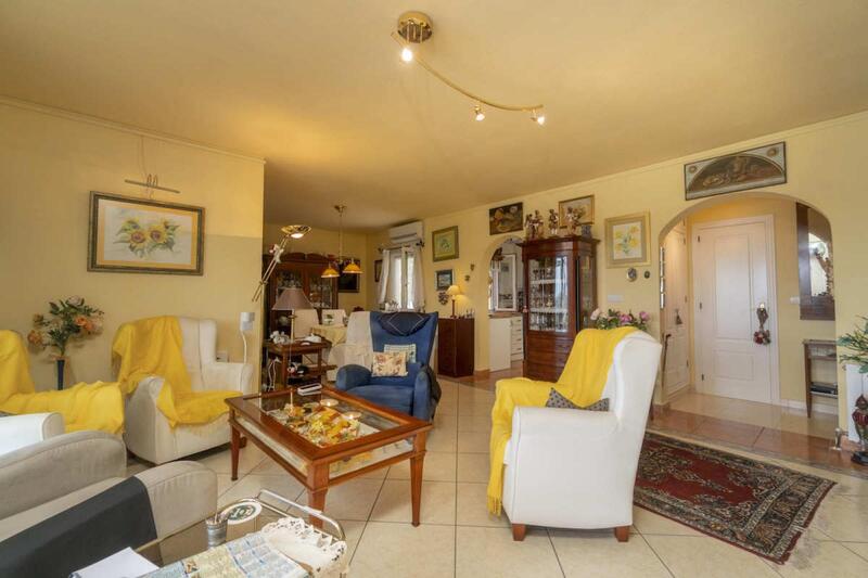 3 Cuarto Villa en venta