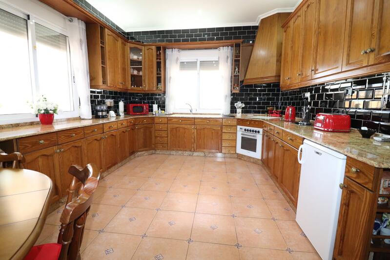 3 bedroom Country House for sale