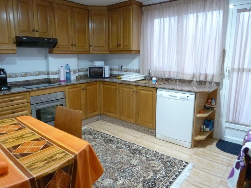 3 bedroom Apartment for sale