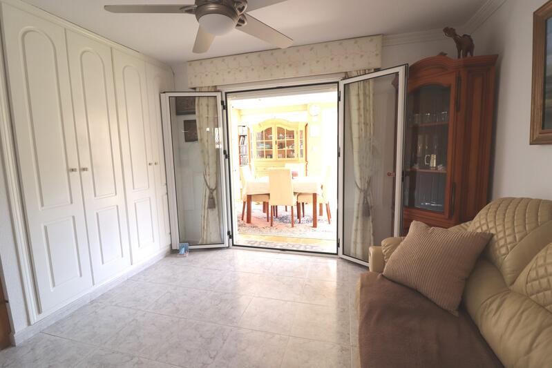 2 Cuarto Villa en venta