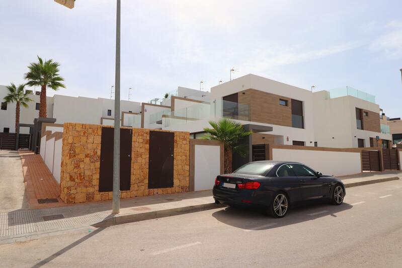 3 Cuarto Villa en venta