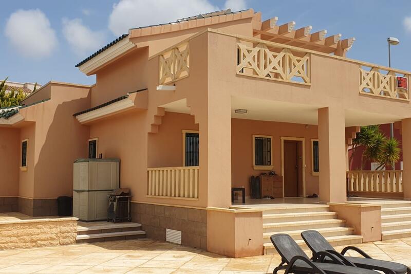 Villa for sale in Ciudad Quesada, Alicante