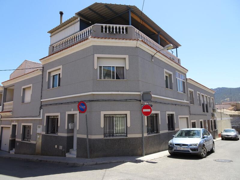 Stadthaus zu verkaufen in Hondon de las Nieves, Alicante