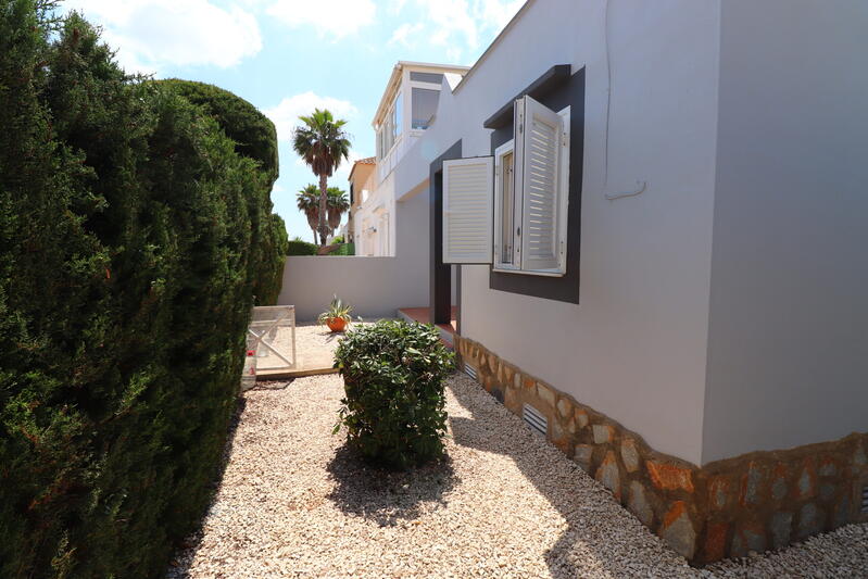 1 bedroom Villa for sale