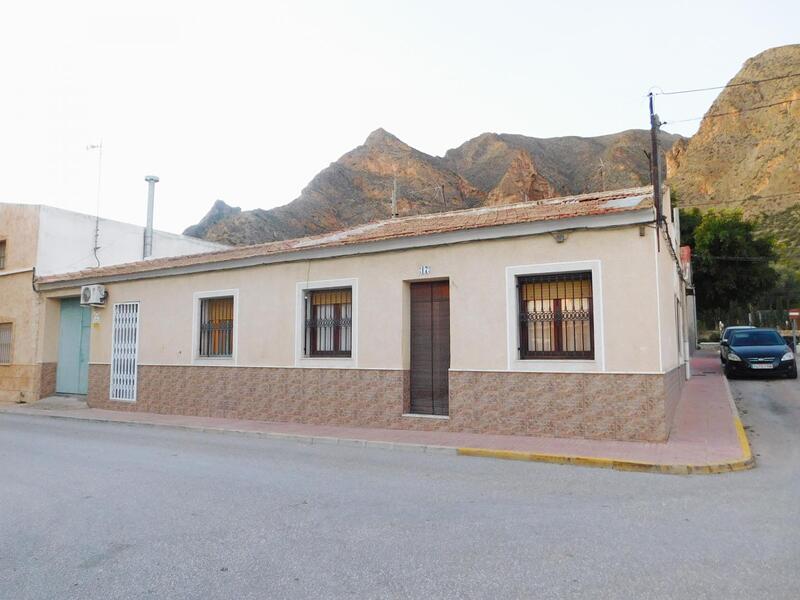 Villa till salu i Callosa de Segura, Alicante