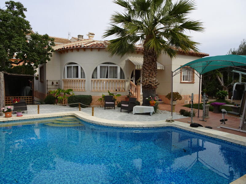 Villa à vendre dans Ciudad Quesada, Alicante