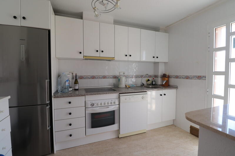 2 slaapkamer Gezinswoning Te koop