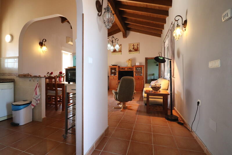 3 bedroom Country House for sale