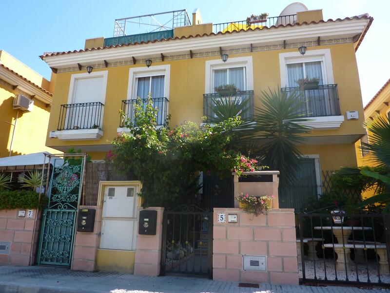 Townhouse for sale in Callosa de Segura, Alicante