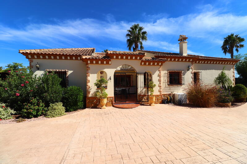 Villa en venta en San Fulgencio, Alicante