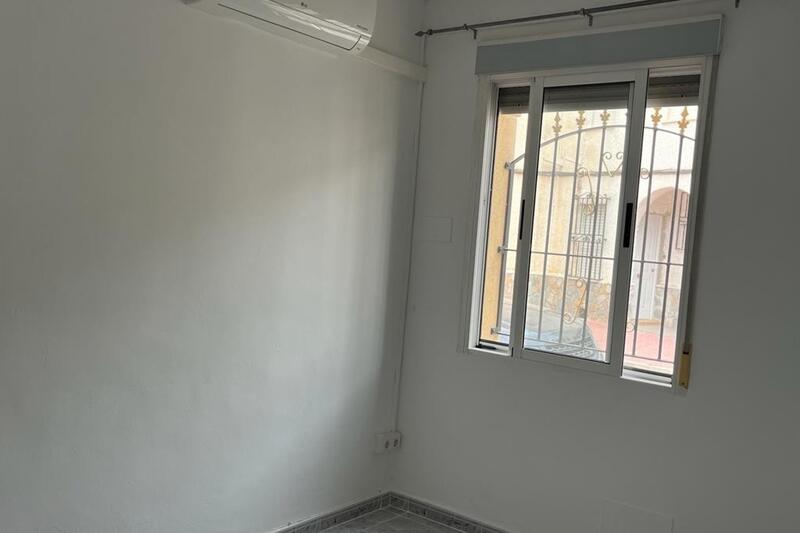 2 Cuarto Adosado en venta