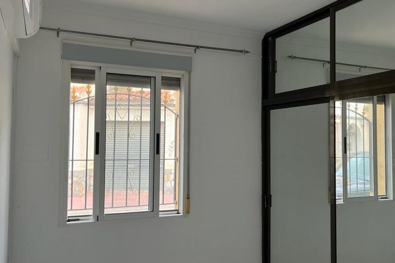 2 Cuarto Adosado en venta