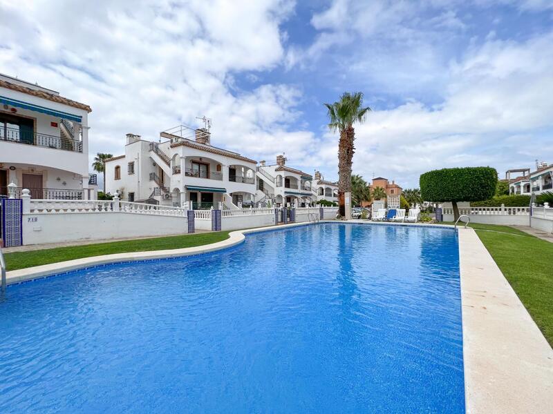 Appartement à vendre dans Villamartin, Alicante