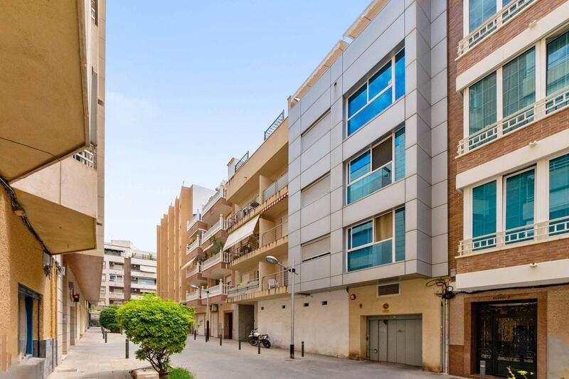 Appartement zu verkaufen in Torrevieja, Alicante