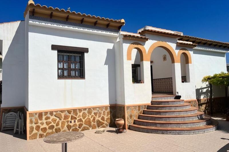 3 Cuarto Villa en venta