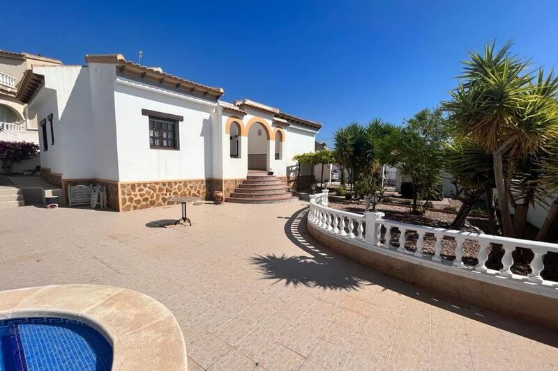 3 bedroom Villa for sale