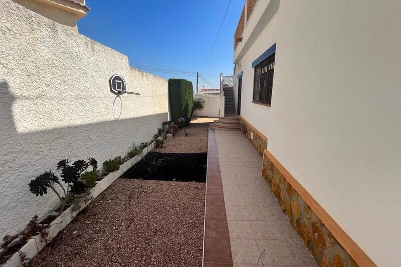 3 Cuarto Villa en venta