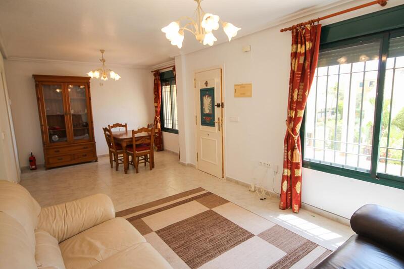 3 Schlafzimmer Stadthaus zu verkaufen