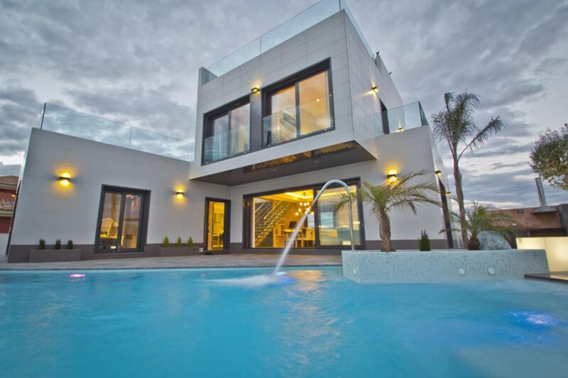 Villa for sale in San Miguel de Salinas, Alicante