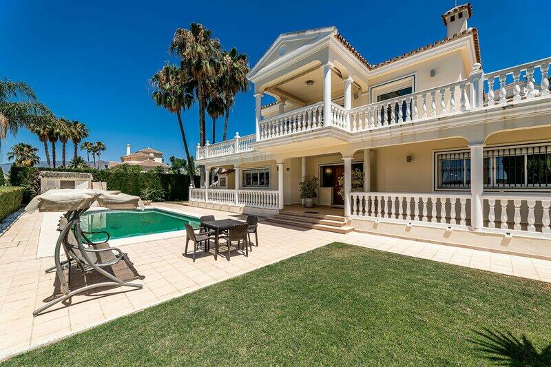 Villa til salgs i Mijas Golf, Málaga
