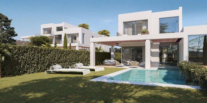 Villa for sale in Calahonda, Málaga