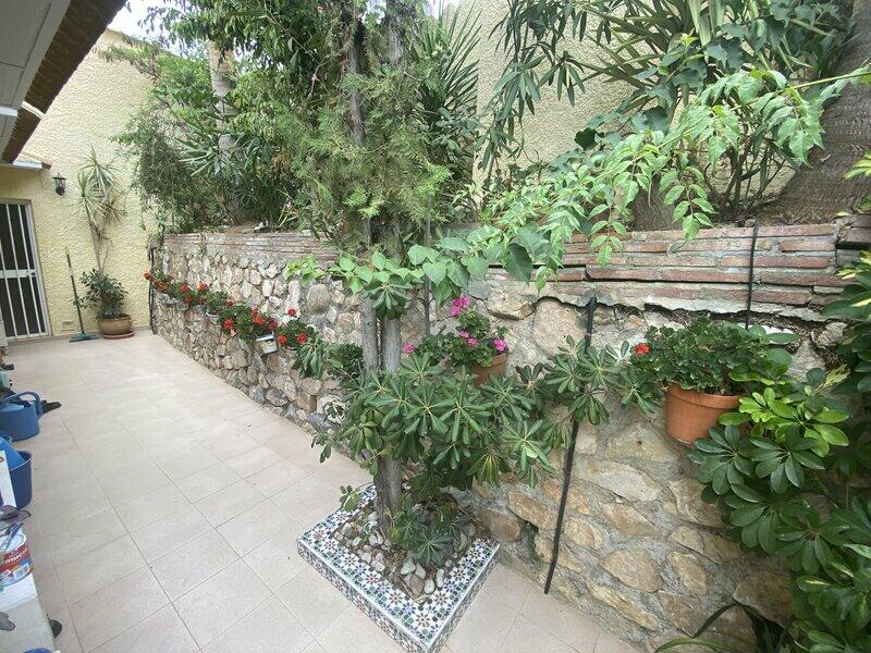 4 Cuarto Villa en venta