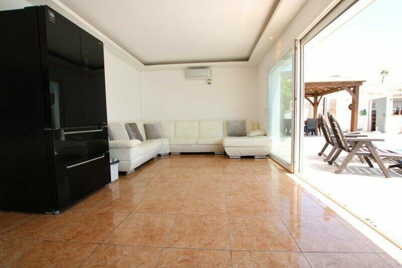 4 Cuarto Villa en venta