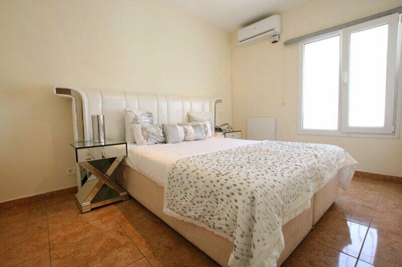 4 Schlafzimmer Villa zu verkaufen