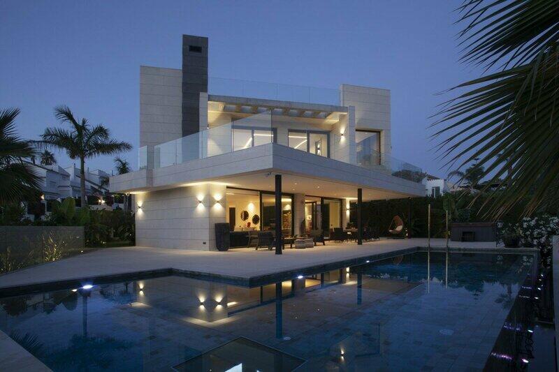 Villa til salgs i Nueva Andalucia, Málaga