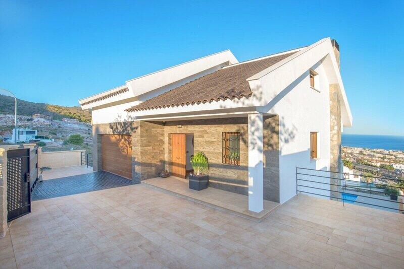 5 bedroom Villa for sale