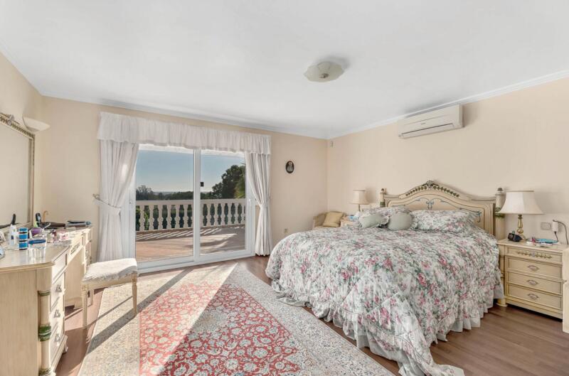 5 Cuarto Villa en venta