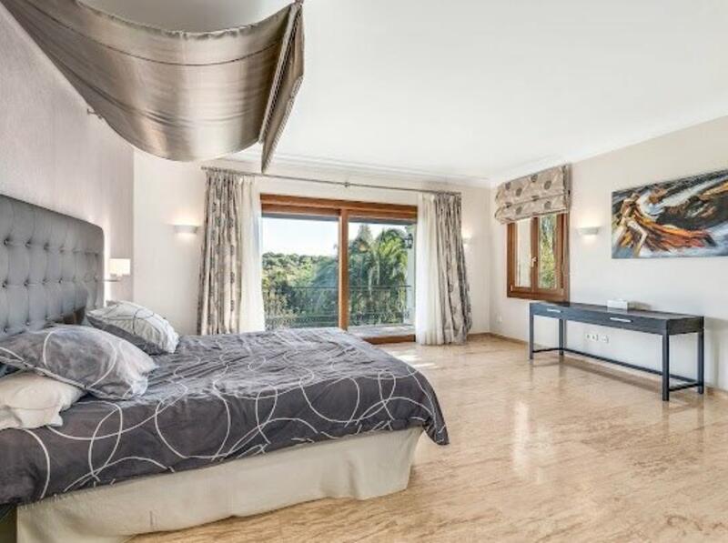 16 Cuarto Villa en venta