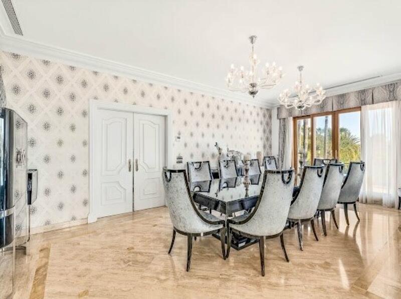 16 Cuarto Villa en venta