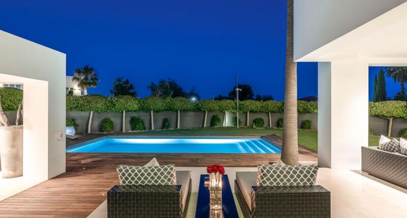 5 bedroom Villa for sale