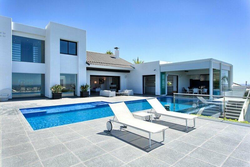 Villa zu verkaufen in Los Flamingos, Málaga