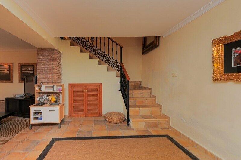 3 bedroom Townhouse for sale