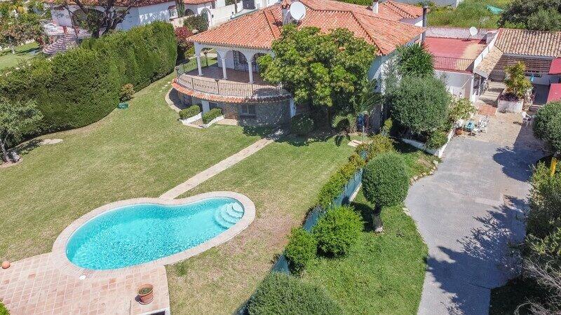 5 bedroom Villa for sale