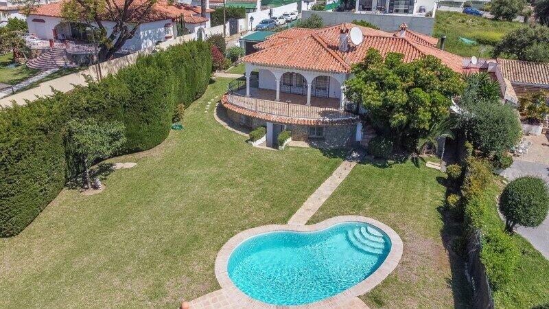 5 Cuarto Villa en venta