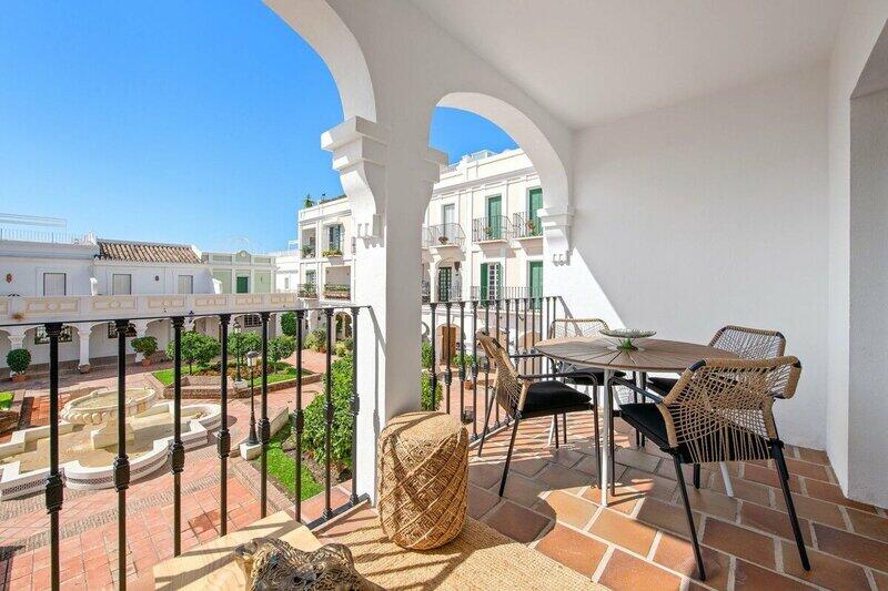 Appartement zu verkaufen in Nueva Andalucia, Málaga